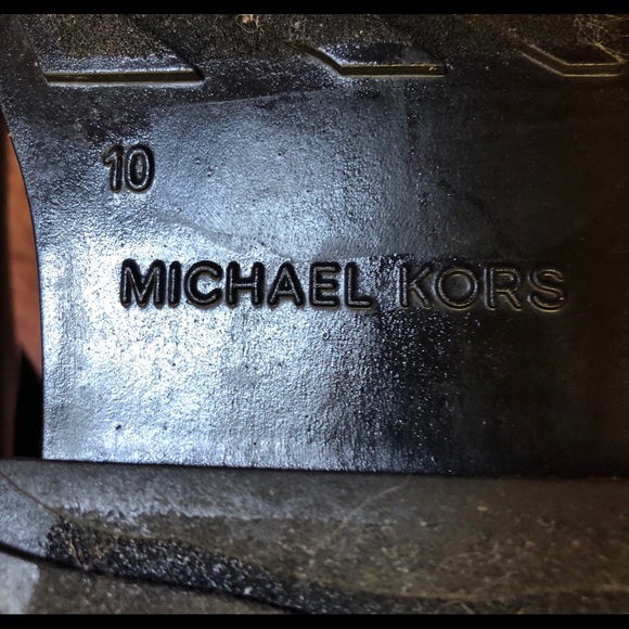 Michael Kors Fulton Rain Booties - Picture 7 of 7